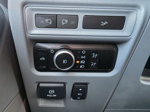 Used 2023 Ford F150 Lariat w/ Trailer Tow Package image 22