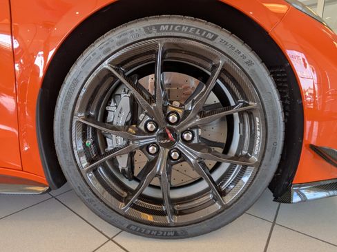 New 2026 Chevrolet Corvette ZR1 w/ ZR1 Carbon Fiber Aero Package RWD image 16