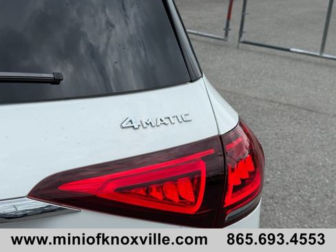 Used 2023 Mercedes-Benz GLE 450 4MATIC image 11