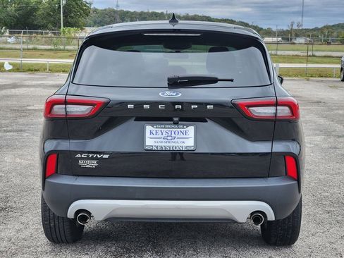 Used 2023 Ford Escape Active w/ Cold Weather Package image 6
