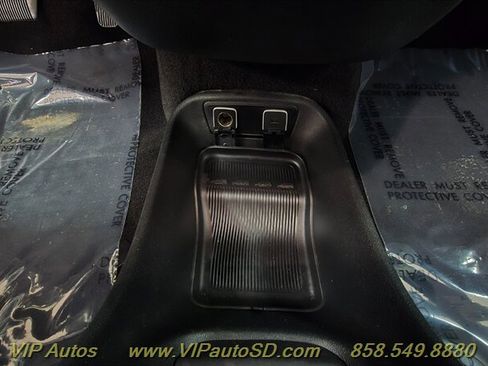 Used 2019 Chrysler Pacifica Touring-L w/ S Appearance Package FWD image 25