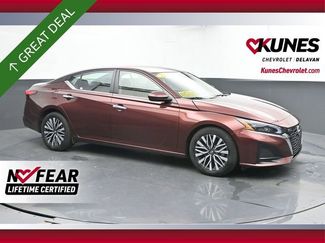 Used 2023 Nissan Altima 2.5 SV FWD video 1