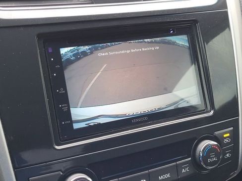 Used 2014 Nissan Altima 2.5 SV image 20