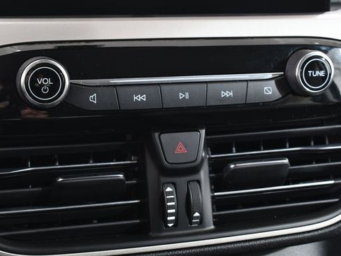 Used 2022 Ford Escape SE w/ Convenience Package image 29