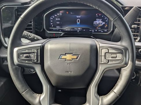 Used 2025 Chevrolet Silverado 2500 LT w/ Convenience Package AWD/4WD image 16