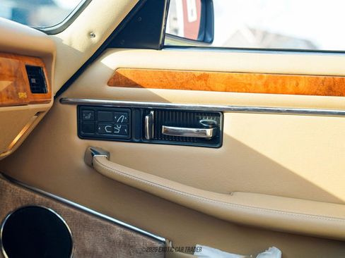Used 1994 Jaguar XJS 4.0 Convertible image 67