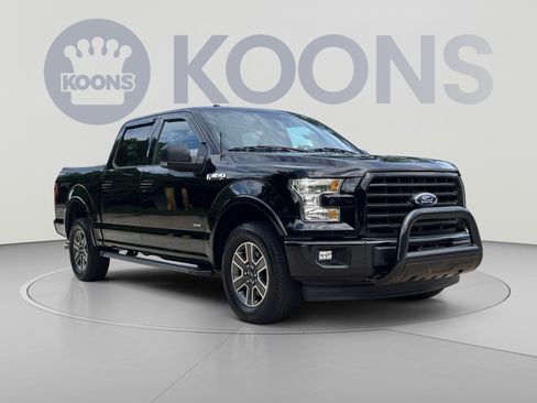 Used 2017 Ford F150 XLT w/ Equipment Group 301A Mid AWD/4WD image 10