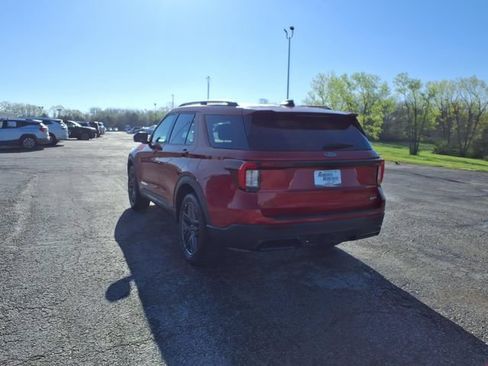 Used 2025 Ford Explorer ST-Line w/ ST-Line Street Pack AWD/4WD image 26