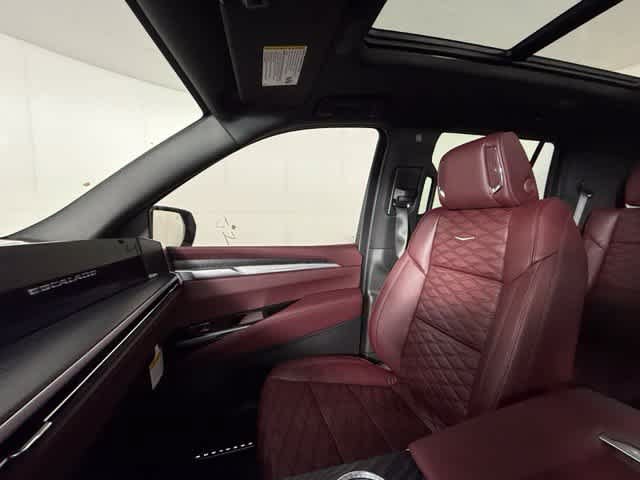New 2026 Cadillac Escalade Luxury w/ Touring Package AWD/4WD image 18