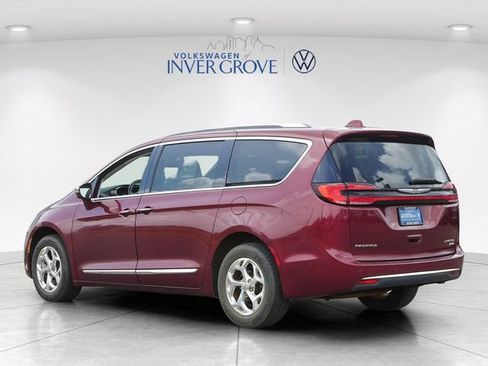 Used 2021 Chrysler Pacifica Limited w/ Premium & Safety Sphere Group AWD/4WD image 5