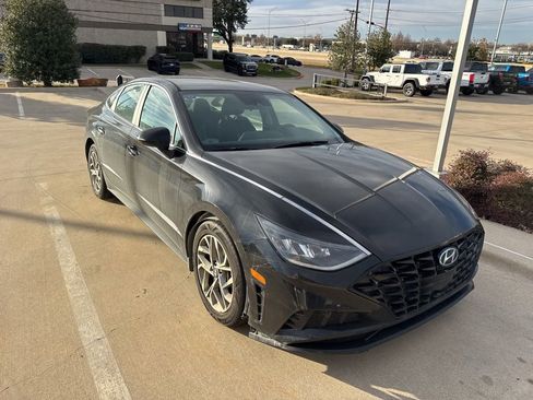 Used 2021 Hyundai Sonata SEL w/ Winter Weather Package image 3