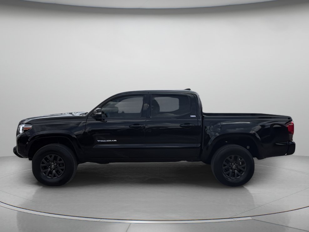 Used 2023 Toyota Tacoma SR5 w/ Technology Package AWD/4WD image 5