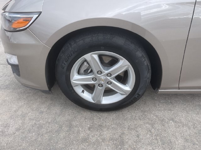 Used 2024 Chevrolet Malibu LS FWD image 29