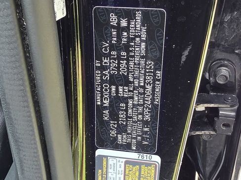 Used 2021 Kia Forte LXS FWD image 29