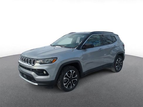 Certified 2023 Jeep Compass Limited image 4