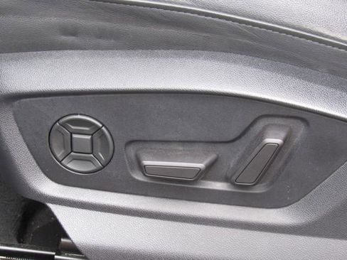 Used 2023 Audi Q7 2.0T Premium Plus w/ Premium Plus Package AWD/4WD image 11