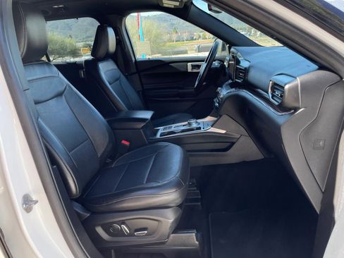 Used 2020 Ford Explorer Limited w/ Hybrid Equipment Group 310A image 27