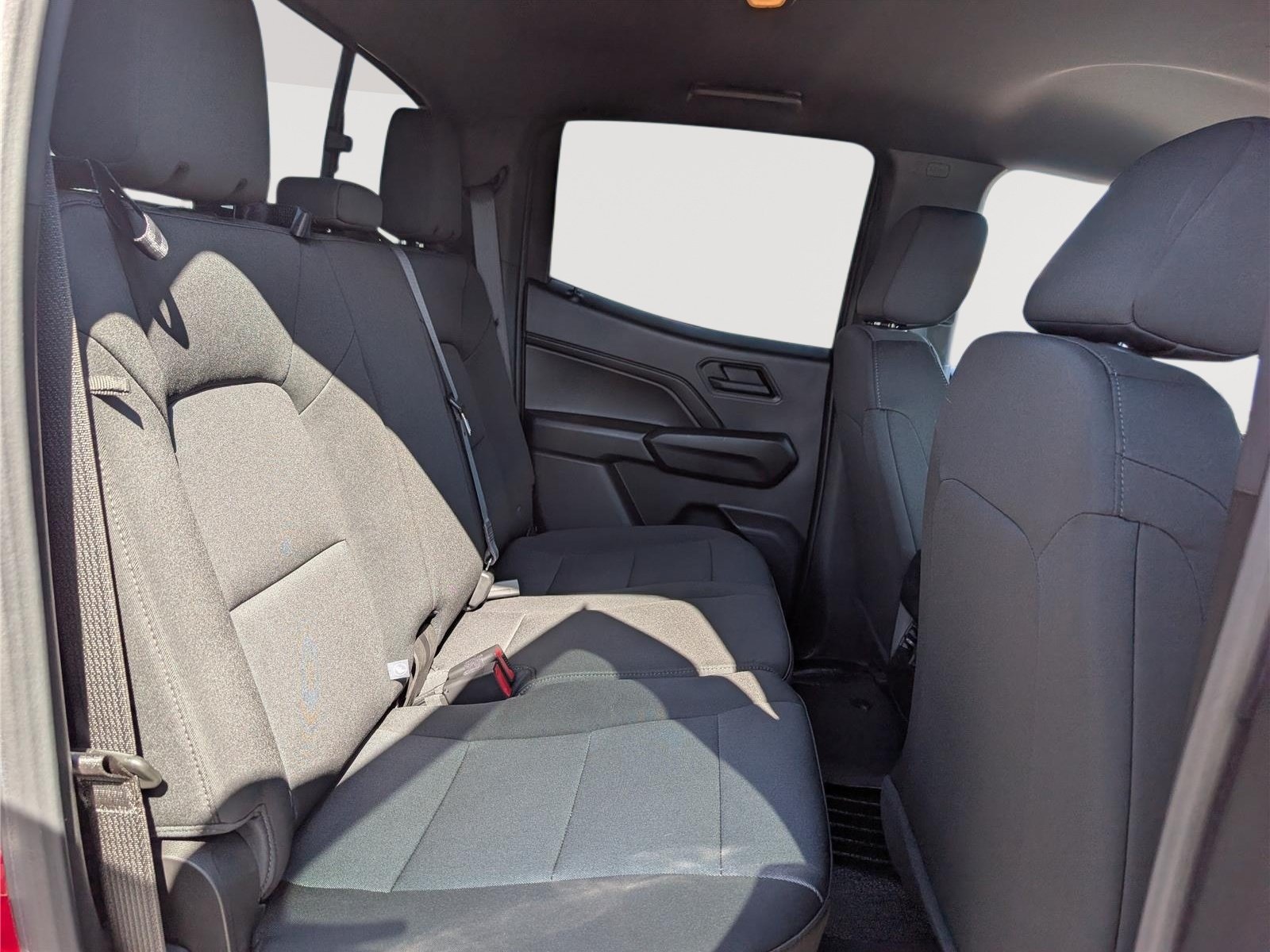 Used 2024 Chevrolet Colorado Trail Boss w/ LPO, Dark Essentials Package AWD/4WD image 13
