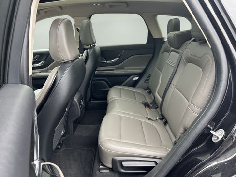 Certified 2023 Lincoln Corsair AWD w/ Equipment Group 101A image 10