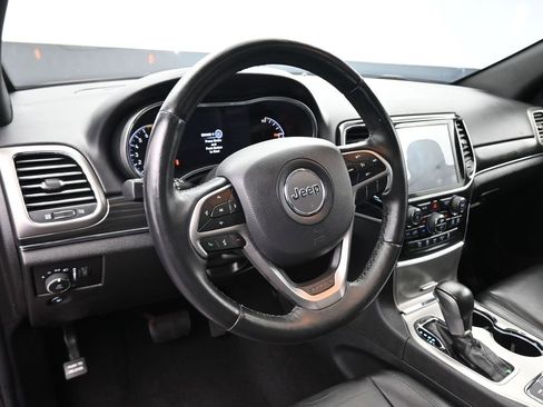 Used 2019 Jeep Grand Cherokee Limited image 13