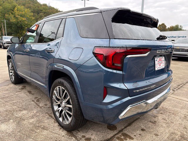 New 2027 GMC Terrain Denali w/ LPO, Floor Liner Package AWD/4WD image 5