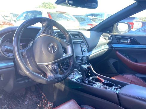 Used 2021 Nissan Maxima Platinum w/ 40th Anniversary Package image 9