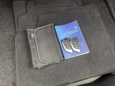 Used 2023 BMW 330i Sedan w/ Driving Assistance Package image 81