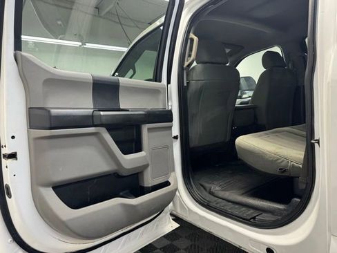 Used 2019 Ford F250 XL w/ Power Equipment Group AWD/4WD image 22