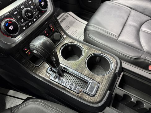 Used 2017 GMC Acadia Limited SLT image 22