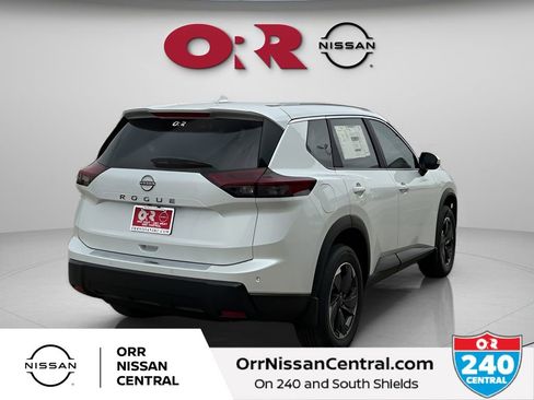 New 2026 Nissan Rogue SV w/ SV Premium Package FWD image 5