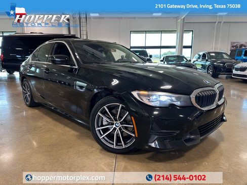 Used 2020 BMW 330i Sedan w/ Driving Assistance Package RWD image 1