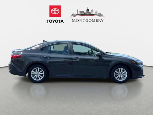 Used 2025 Toyota Camry LE w/ Convenience Package image 2