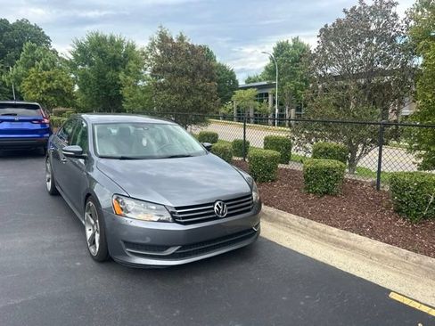 Used 2015 Volkswagen Passat 1.8T Wolfsburg Edition FWD image 7