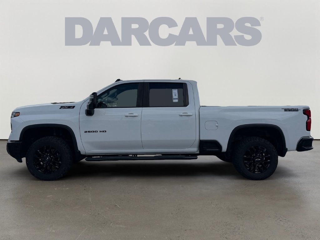 Used 2025 Chevrolet Silverado 2500 LT w/ Trail Boss Package AWD/4WD image 4