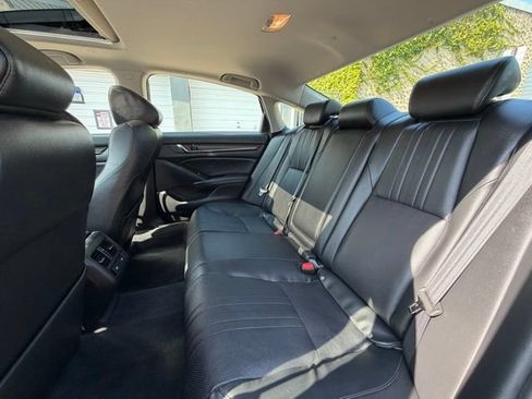 Used 2021 Honda Accord EX-L image 18