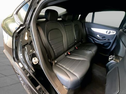 Used 2023 Mercedes-Benz GLC 300 4MATIC Coupe image 20