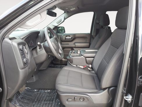 Used 2022 Chevrolet Silverado 1500 Custom Trail Boss w/ LPO, Dark Essentials Package AWD/4WD image 22