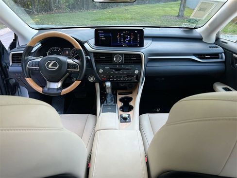 Certified 2022 Lexus RX 350L FWD w/ Premium Package image 21