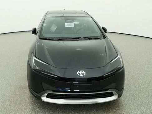 New 2026 Toyota Prius Plug-In Hybrid FWD image 15