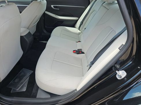 Used 2025 Hyundai Sonata SEL FWD image 24