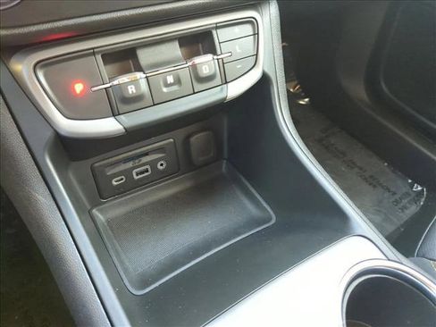 Used 2024 GMC Terrain AT4 w/ Tech Package image 12