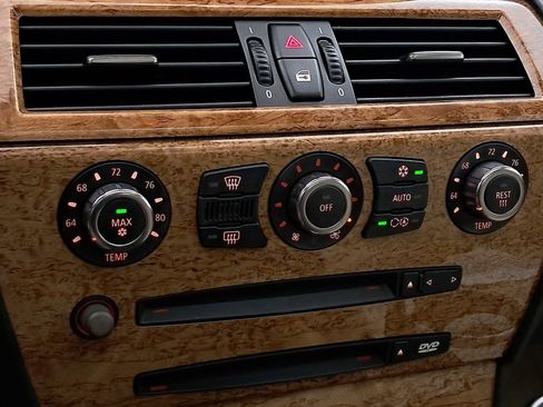 Used 2006 BMW 650i Coupe image 18