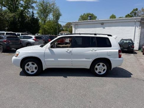 Used 2006 Toyota Highlander Limited AWD/4WD image 2