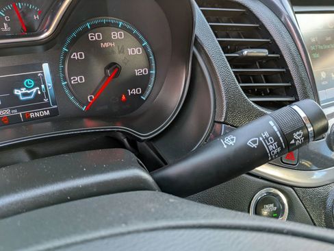 Used 2018 Chevrolet Impala LT FWD image 46