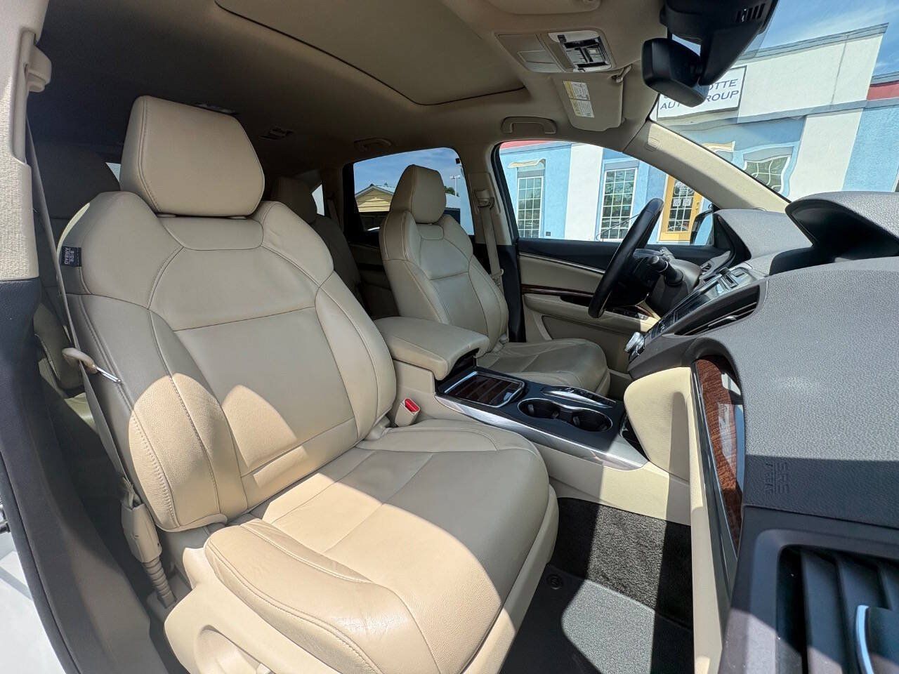 Used 2017 Acura MDX w/ Technology Package AWD/4WD image 26