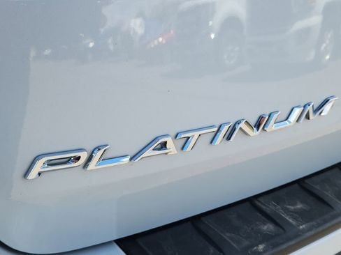 Used 2025 Ford Explorer Platinum w/ LUX Leather Package AWD/4WD image 5