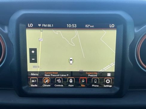 Used 2023 Jeep Gladiator Mojave w/ LED Lighting Group AWD/4WD image 9