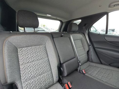 Used 2023 Chevrolet Equinox LT image 16