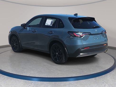 Used 2025 Honda HR-V Sport image 7