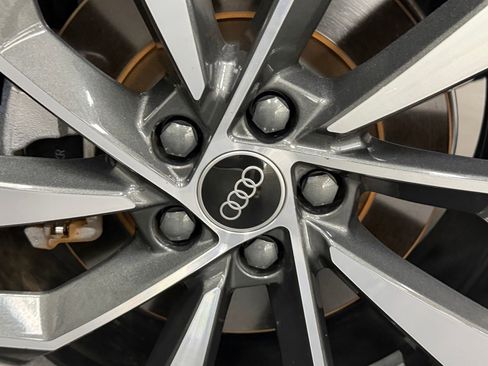 Used 2022 Audi Q5 2.0T Premium Plus AWD/4WD image 18